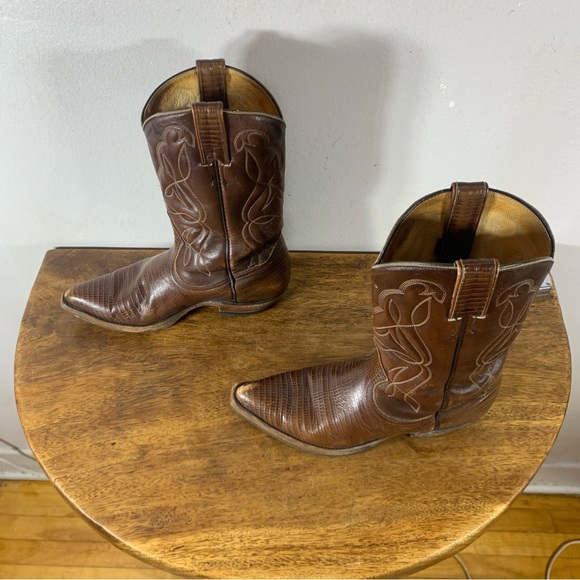 Vintage made in Canada cowboy leather boots - Picture 5 of 11